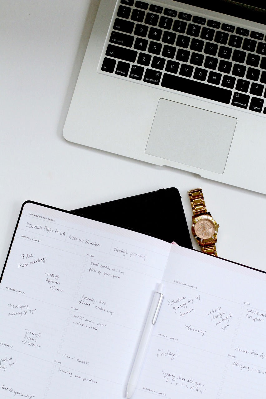 The Top 5 Benefits of Using a Planner to Combat Overwhelm